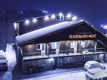 Отель Gudauri Hut 