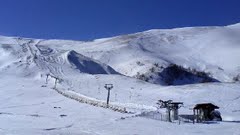 Склоны горнолыжного Бакуриани каталка в Бакуриани - горы или холмы